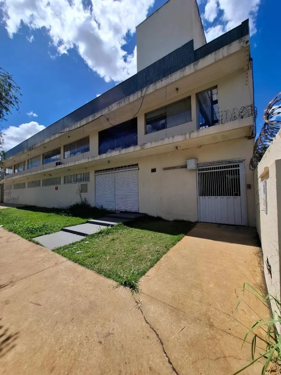 GALPAO COMERCIAL DE 2.487 M² - AV DAS INDUSTRIAS - Foto 2