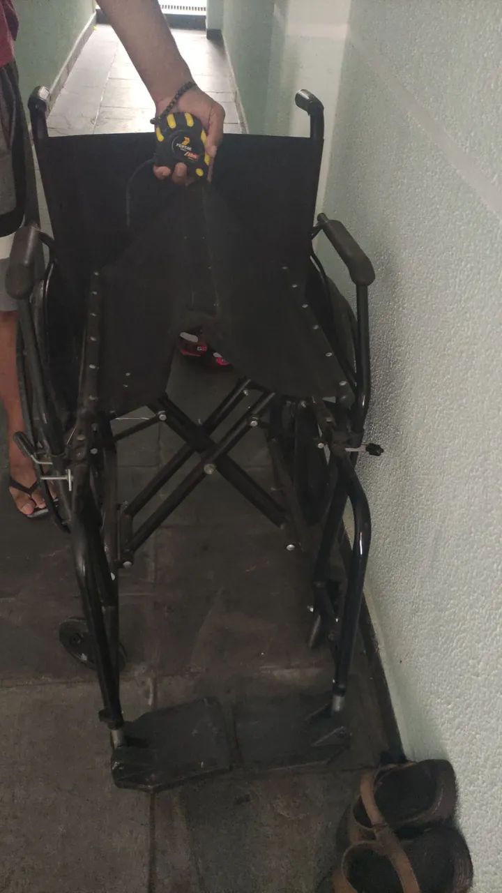 Venda de Cadeira de Rodas  - Foto 2