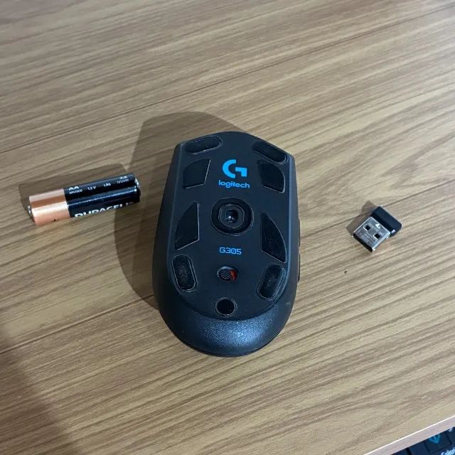 Mouse Gamer Logitech G305 Sem Fio Wireless com Dongle