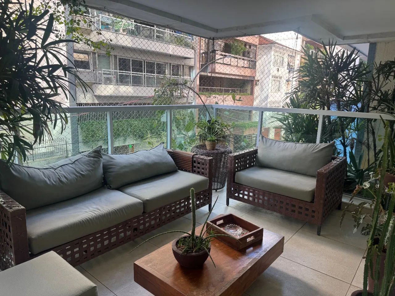 Apartamento para aluguel no Leblon