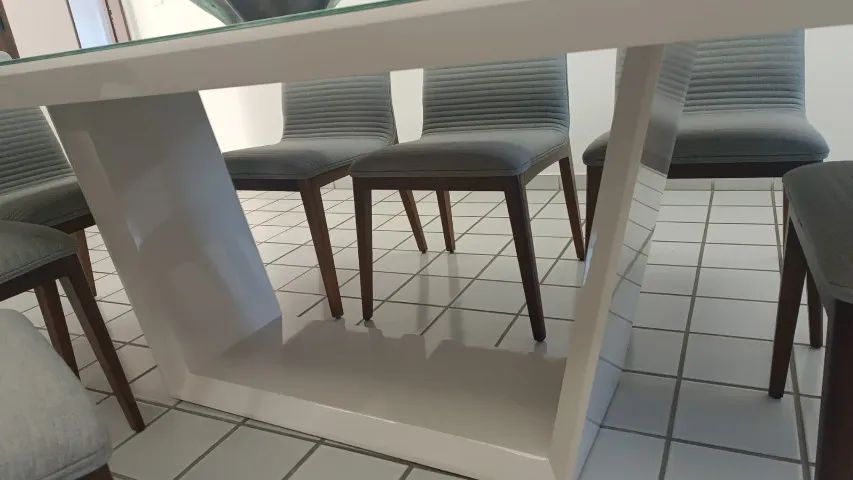 Mesa de Jantar de 2.20m x 1.10m Precisa ser içada USADA - Foto 2