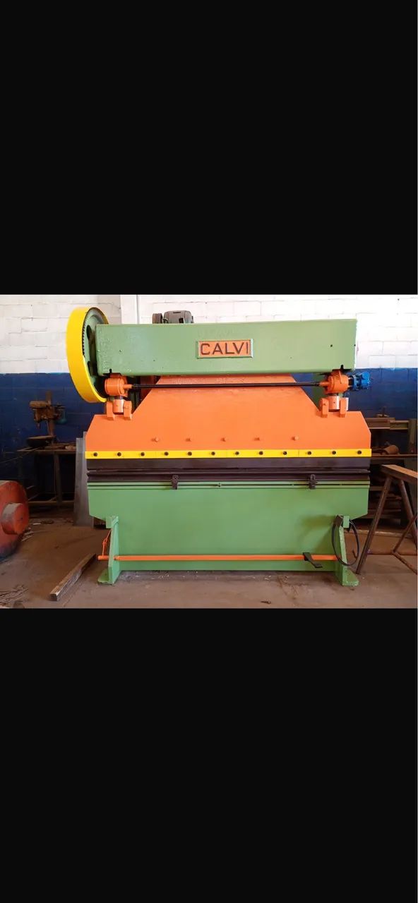 Dobradeira Calvi 2500 x 3/16