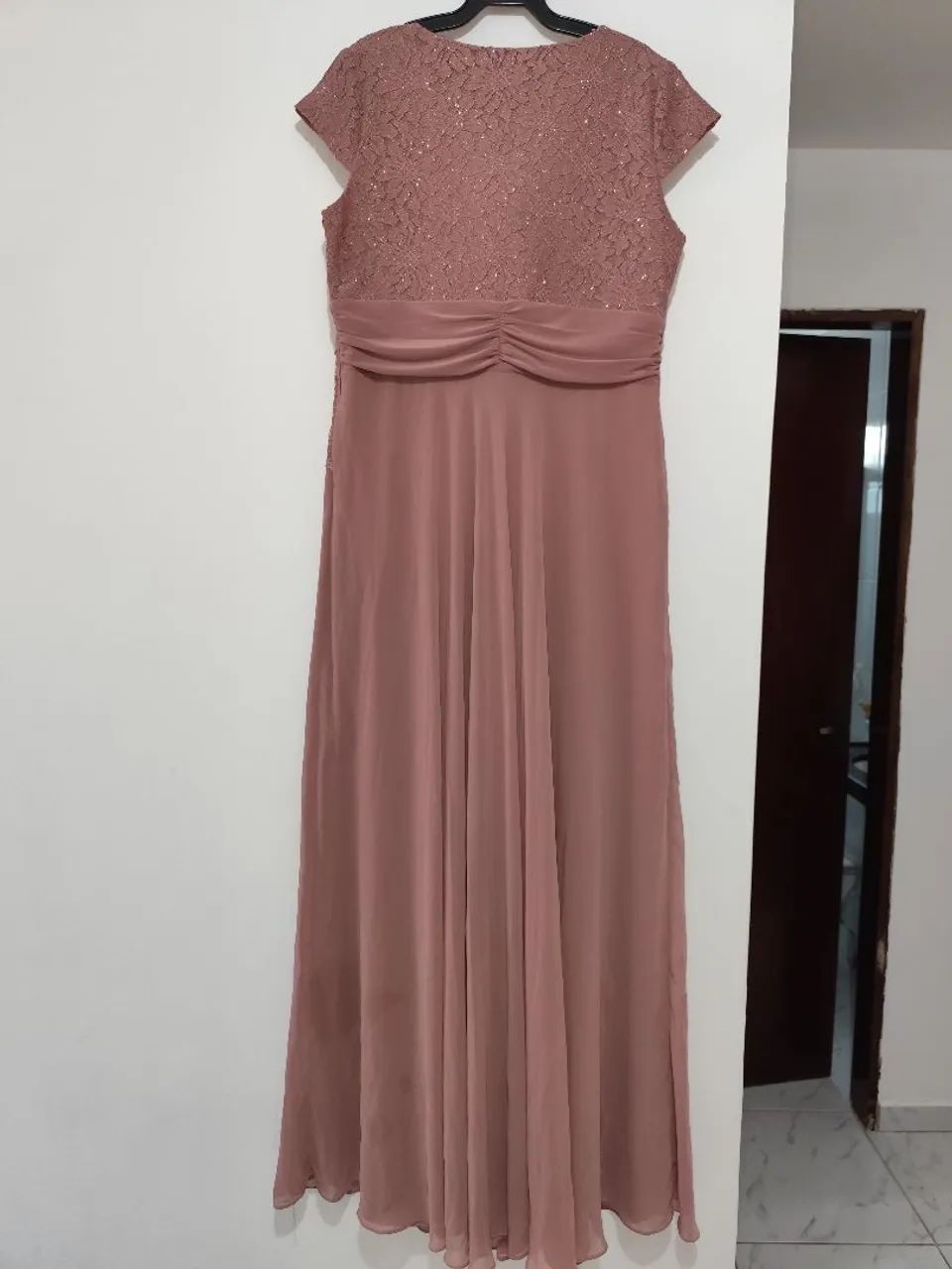 Vestidos : Social e de Festa - Foto 3