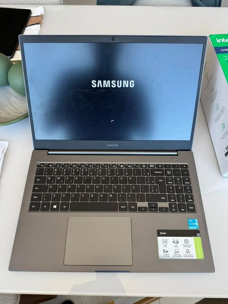Notebook Samsung Book Core i3