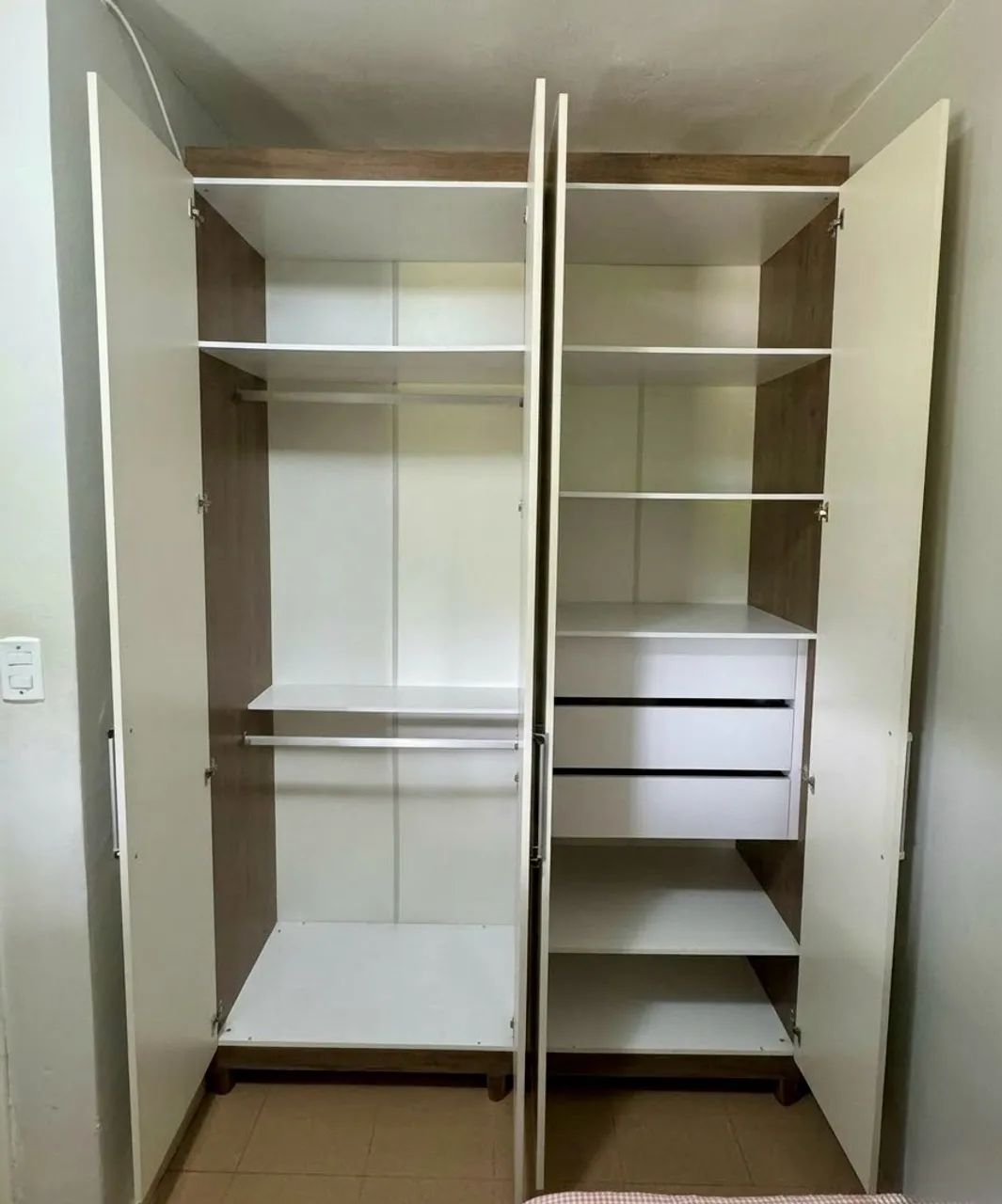 Guarda Roupa - Foto 2