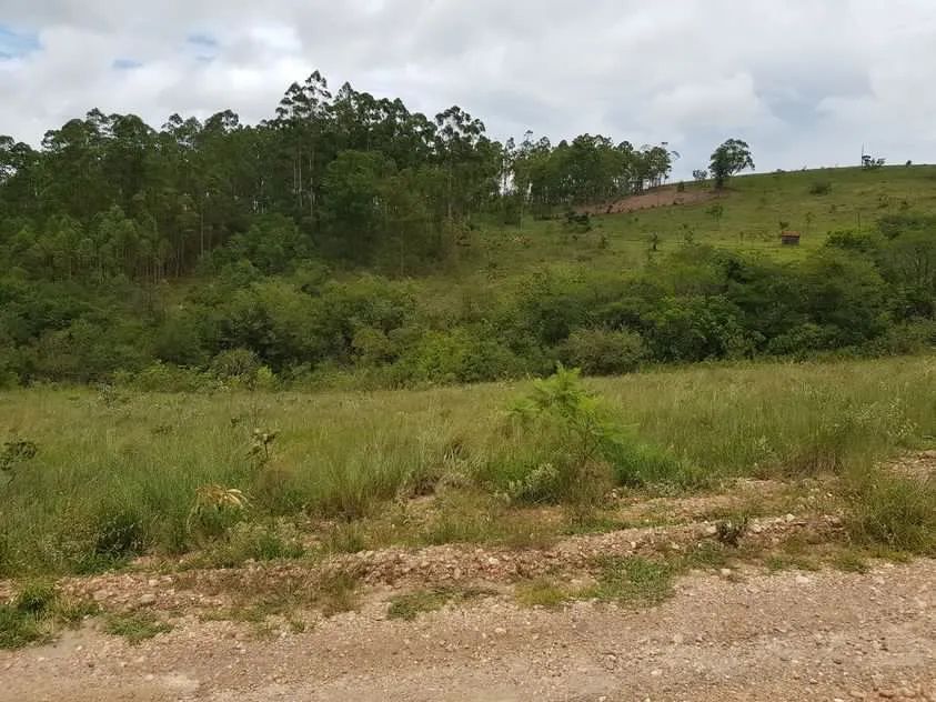 Vendo lote próximo a Tiradentes 