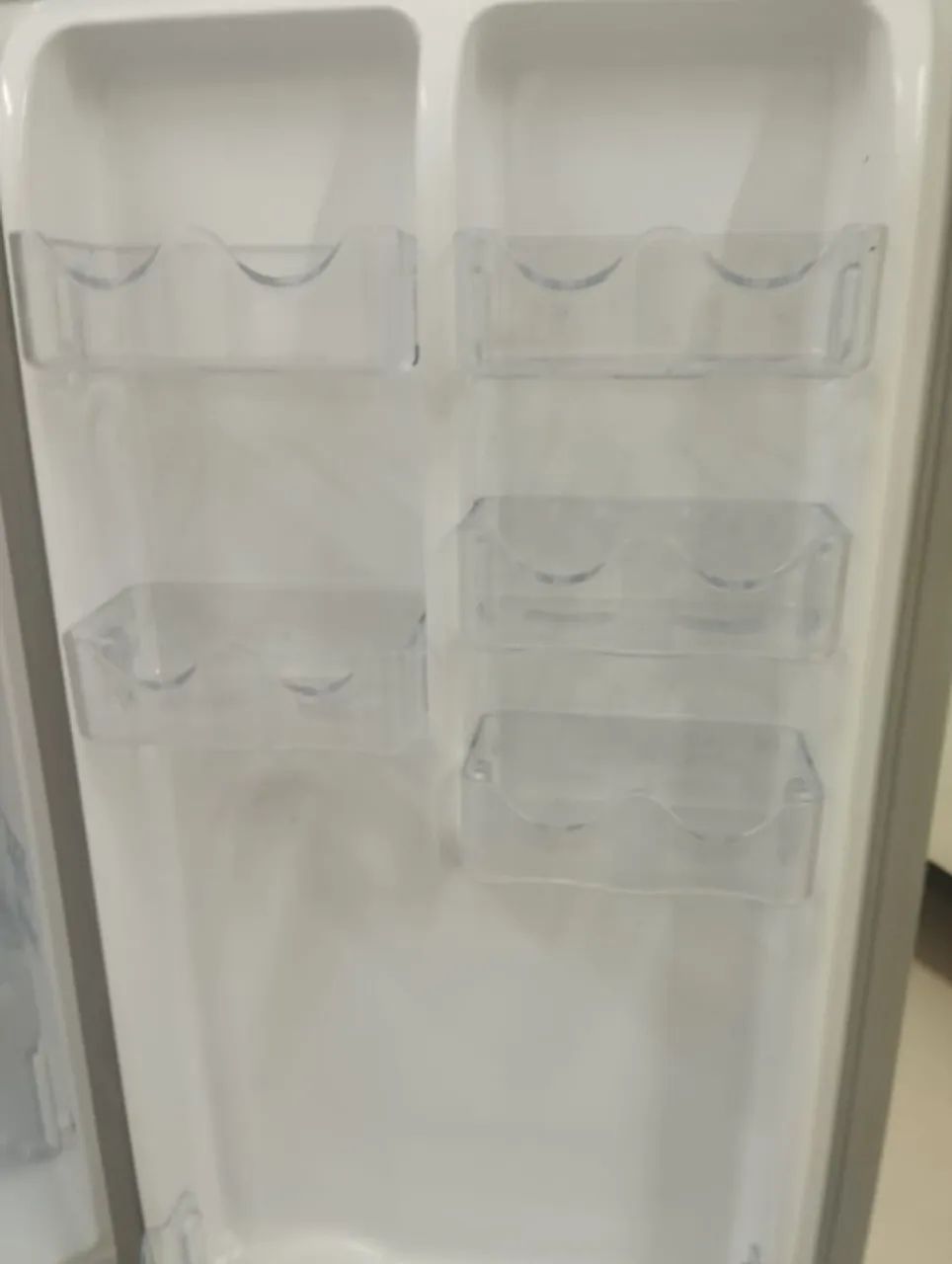 Frigobar Electrolux Branco Compacto - Seminovo