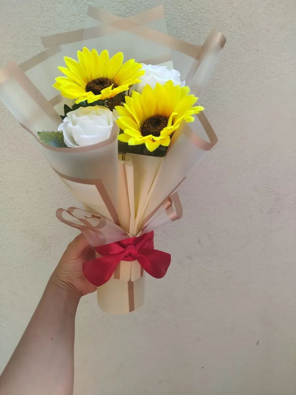 Buquês de flores artificial a partir de 40,00 - Foto 2