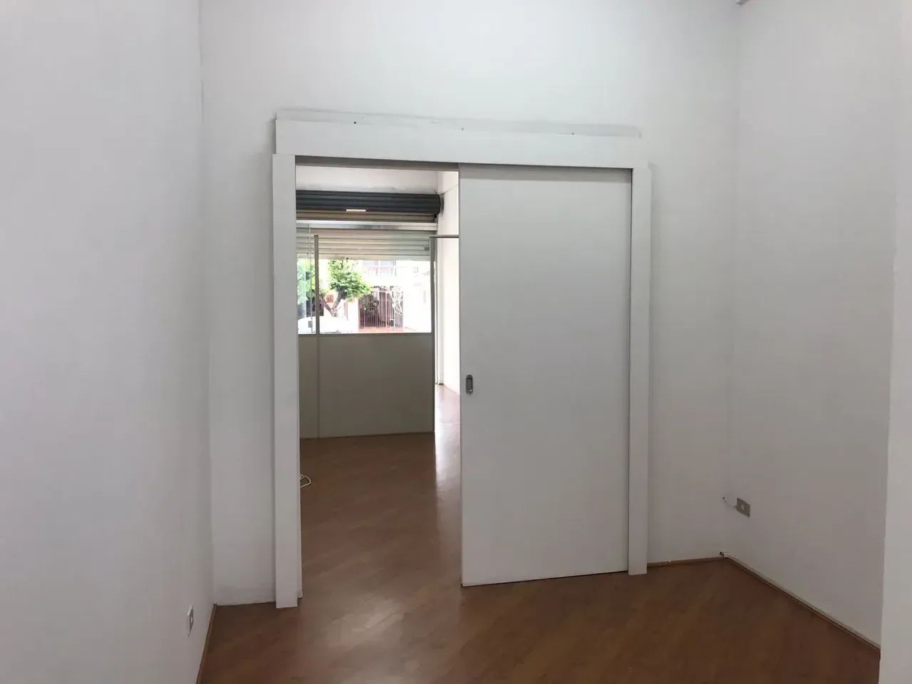 Loja 58m2 com divisórias- Vila Izabel - Curitiba - PR - Foto 3