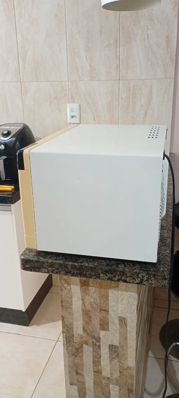 Microondas Electrolux 26 LTS funcionando. - Foto 4
