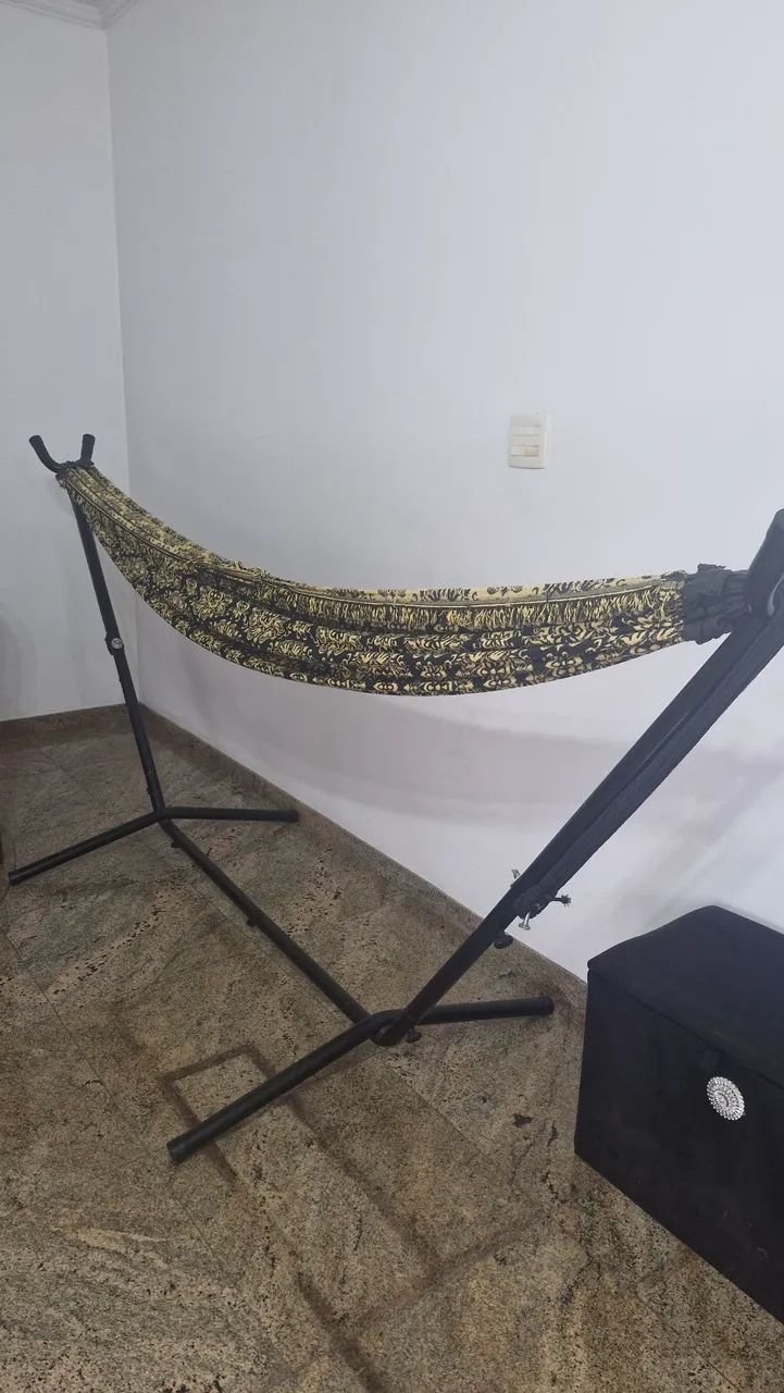 Suporte com rede de descaso 