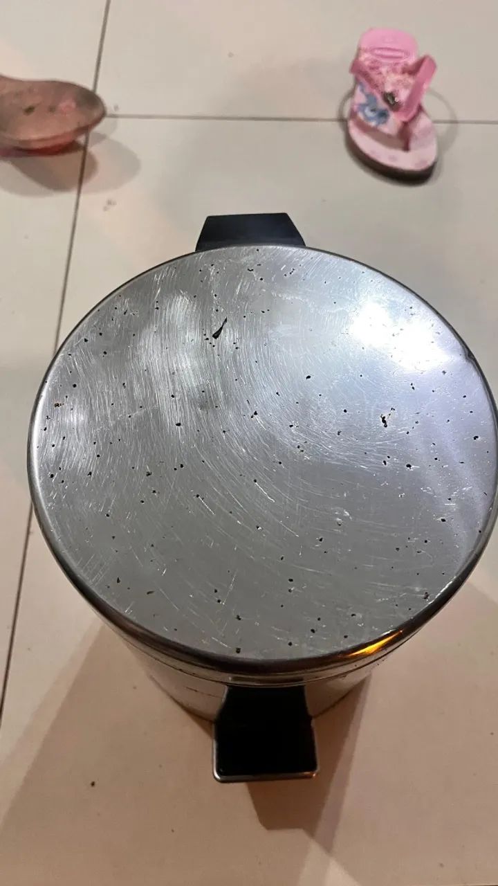 Lixeira Inox com Cesto 5 Litros + Pá de brinde - Foto 4