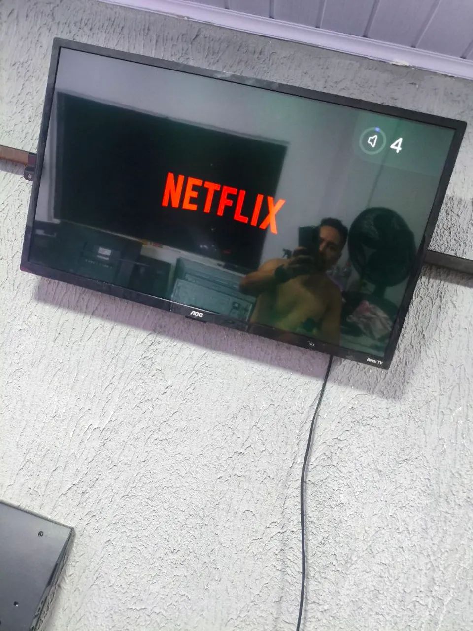 SMART TV AOC ROKU 32 POLEGADAS TOP PERFEITA BARATA R$650. ENTREGO!  - Foto 2