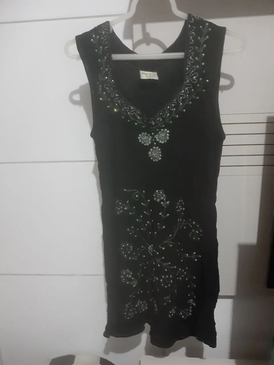 Blusas- calça vestidos  - Foto 2