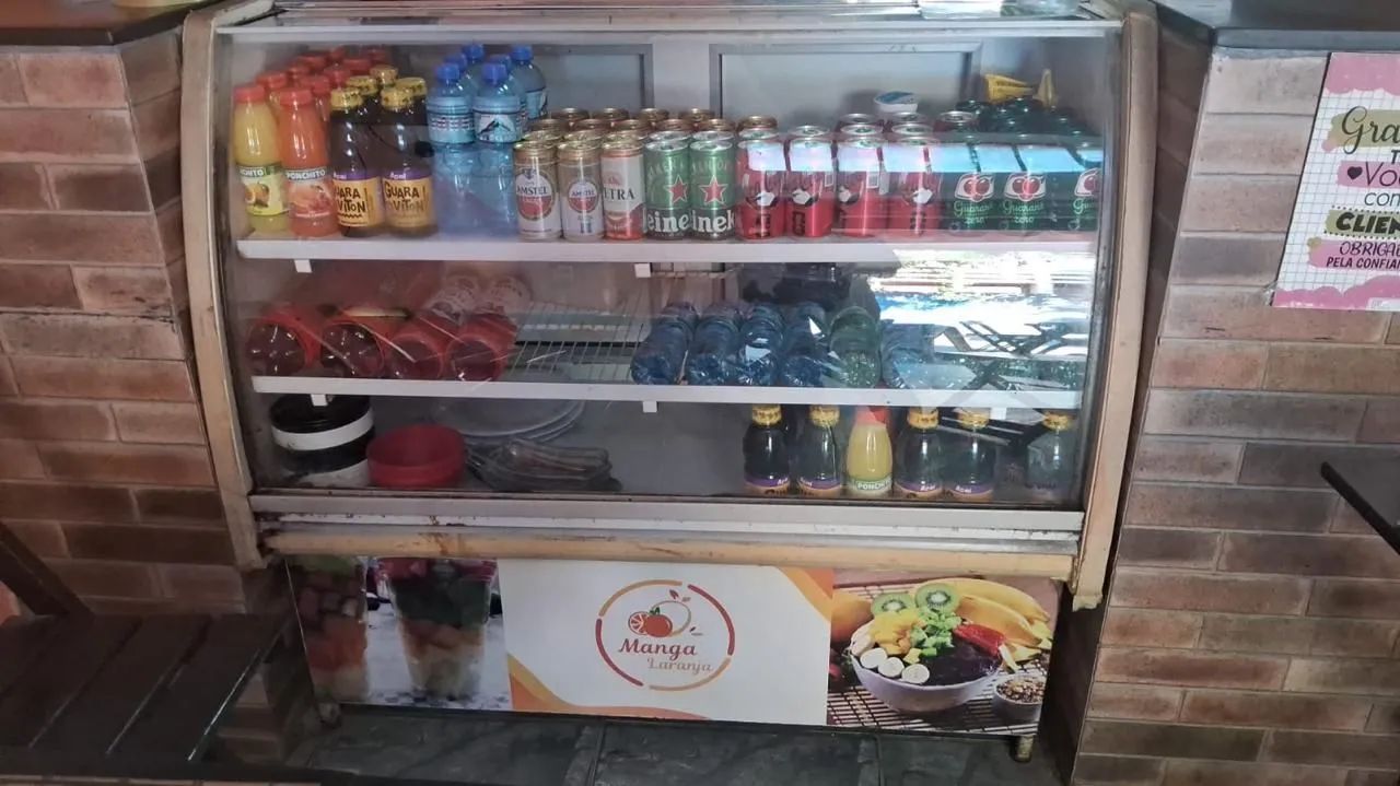 Expositora de bolo,água,sucos. - Foto 2