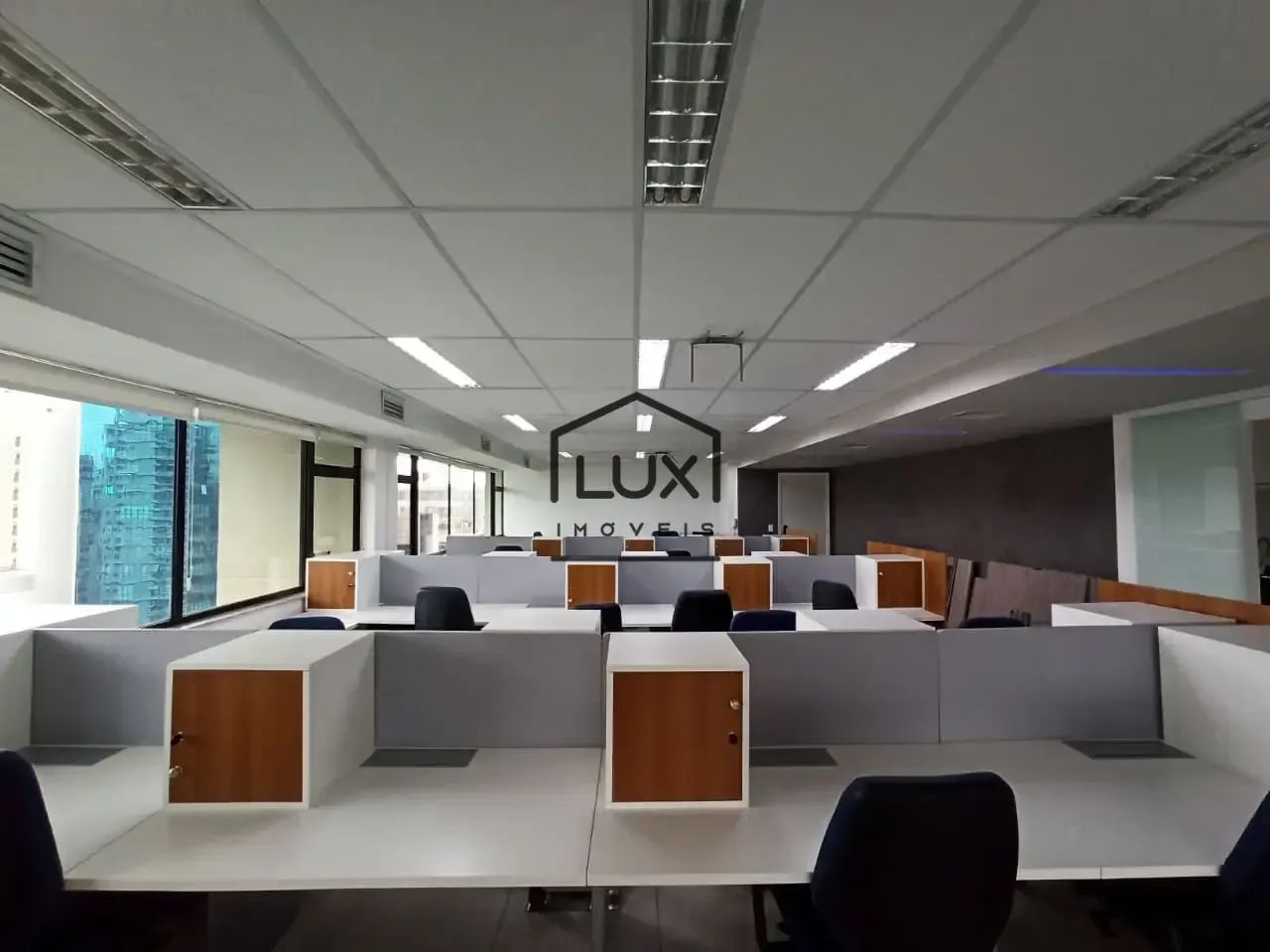 Sala Comercial Mobiliada para Alugar, 148m², 5 Banheiros, 4 Vagas de Garagem, Moema codigo - Foto 4