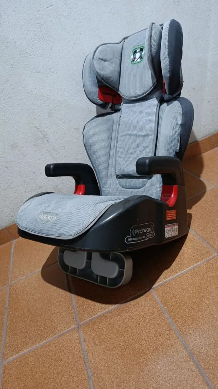 CADEIRINHA DE BEBÊ COM ASSENTO DE ELEVAÇÃO  - Foto 3