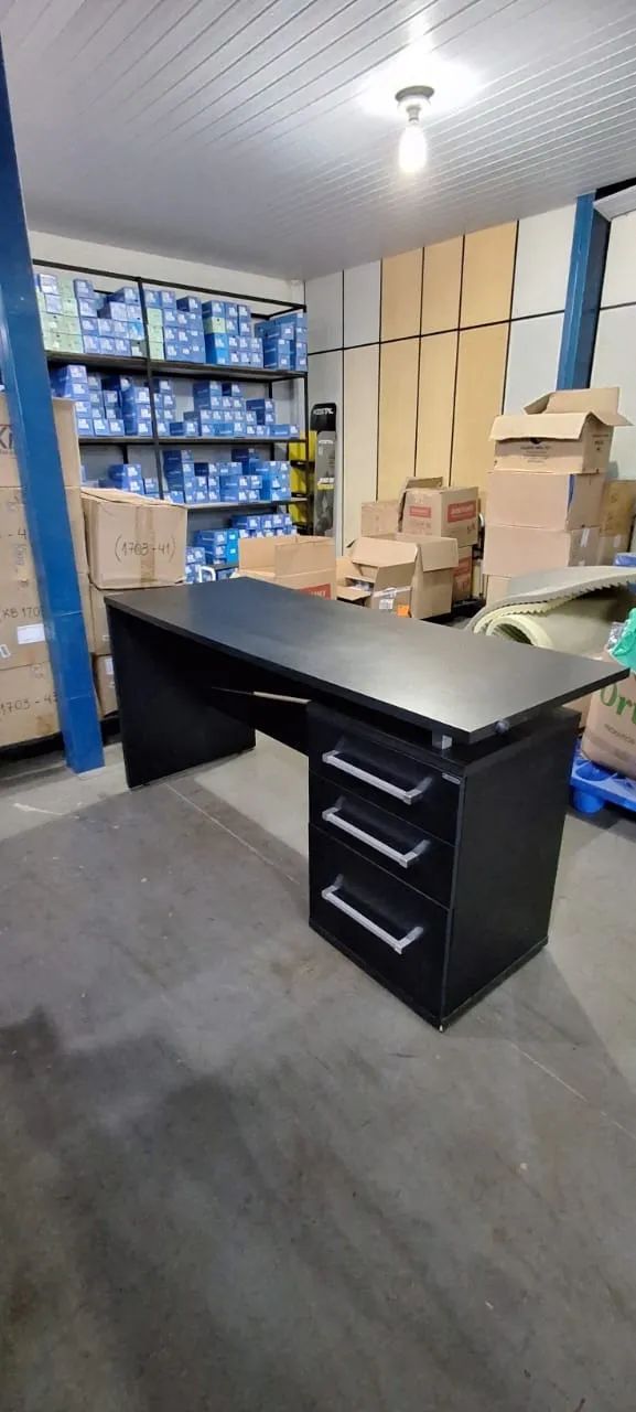 Mesa de Escritório Giobel Preta 60cm x 160cm - Foto 6