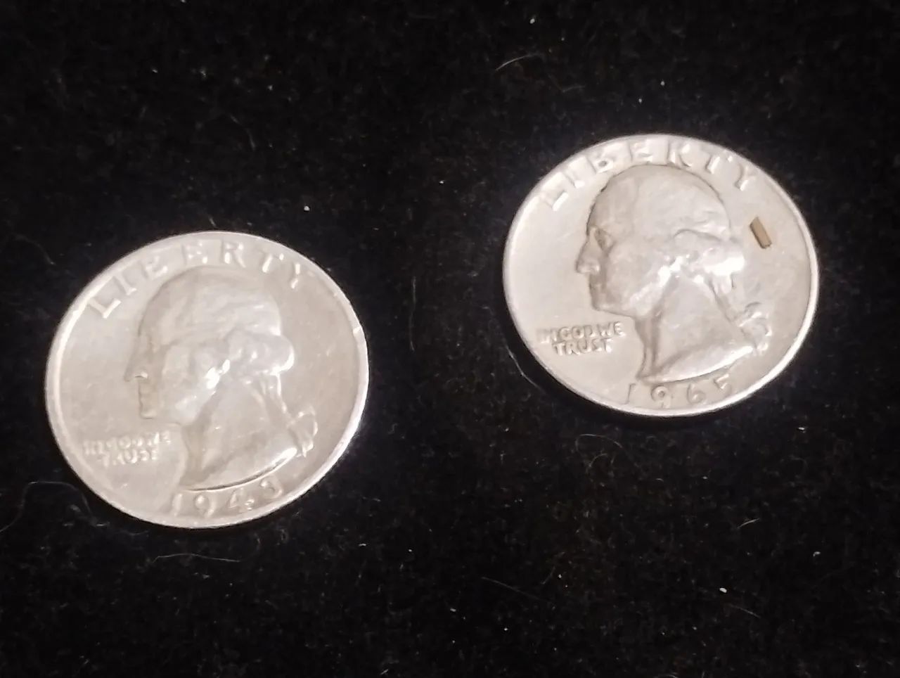 Duas moedas Quarter dólar anos 1943 e 1965 - Foto 2