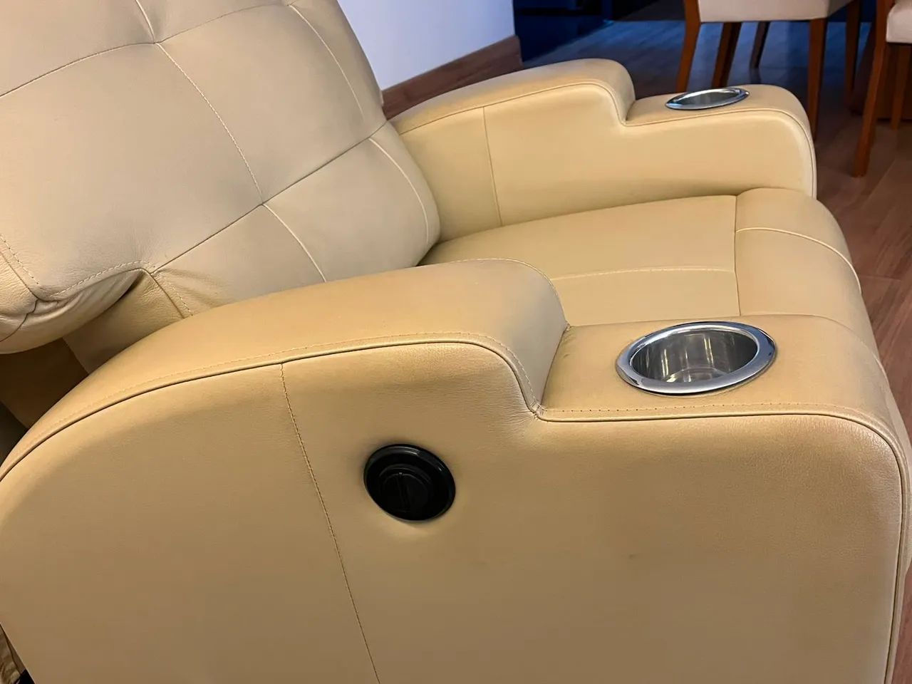 Poltrona de couro reclinável automático 220v - Foto 5