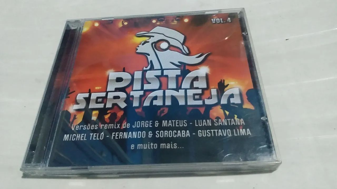 CD original pista sertaneja ótimo estado. 