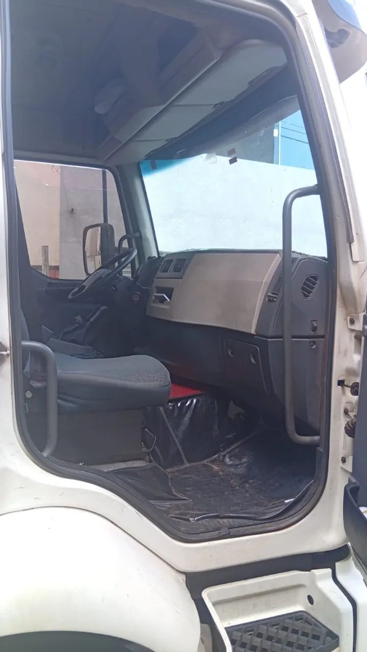 Volvo VM 270 - Foto 2