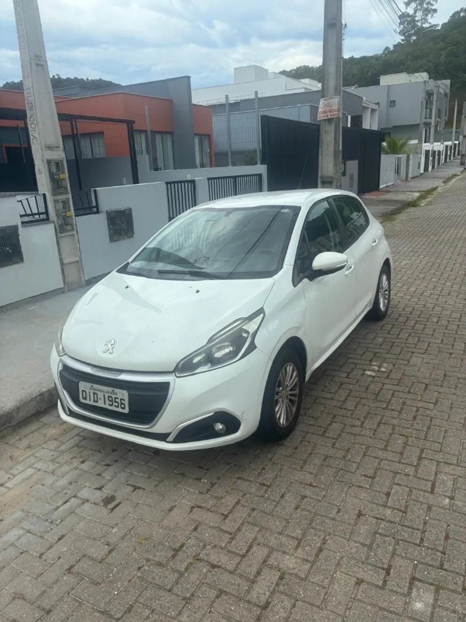 Peugeot 208 Active Pack 1.2 Flex 12V 5P Mec. 2017 - Foto 3