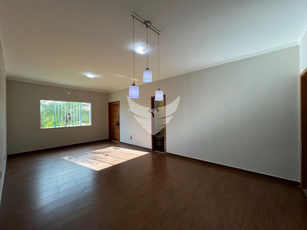 CASA CONDOMÍNIO ALBERTO JAQUIER