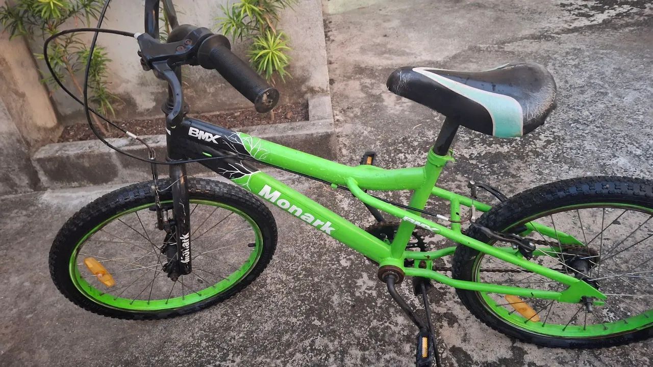 Vendo bicicleta Monark BMX, Aro 20, funcionando perfeitamente. - Foto 5