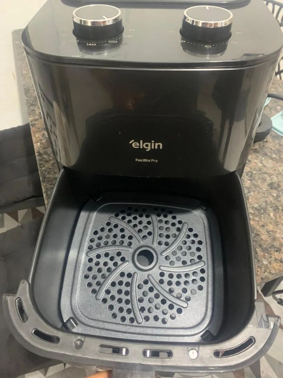 Vendo Airfryer 220v - Foto 3