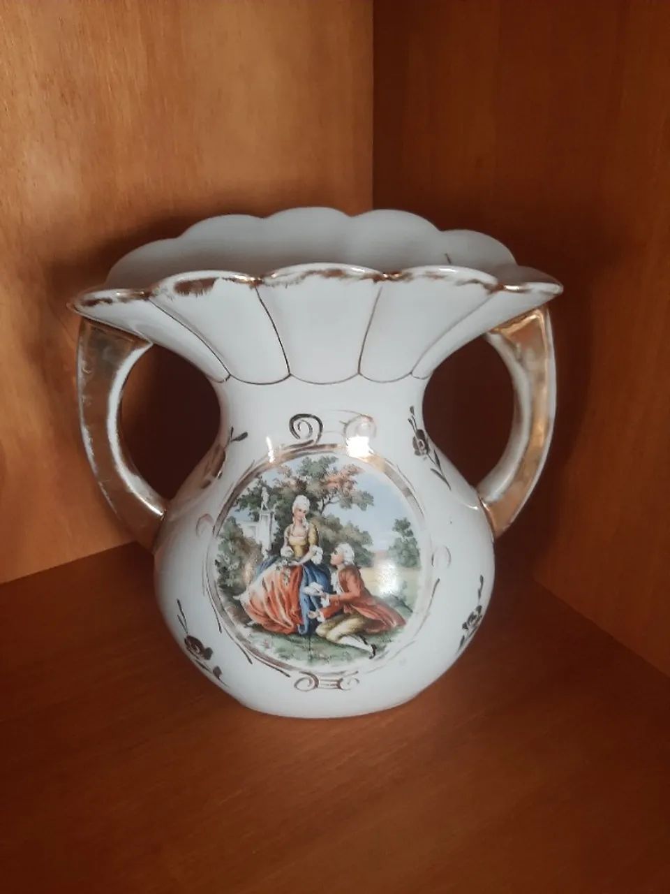 Vaso Porcelana São Pedro "Cena Galante"