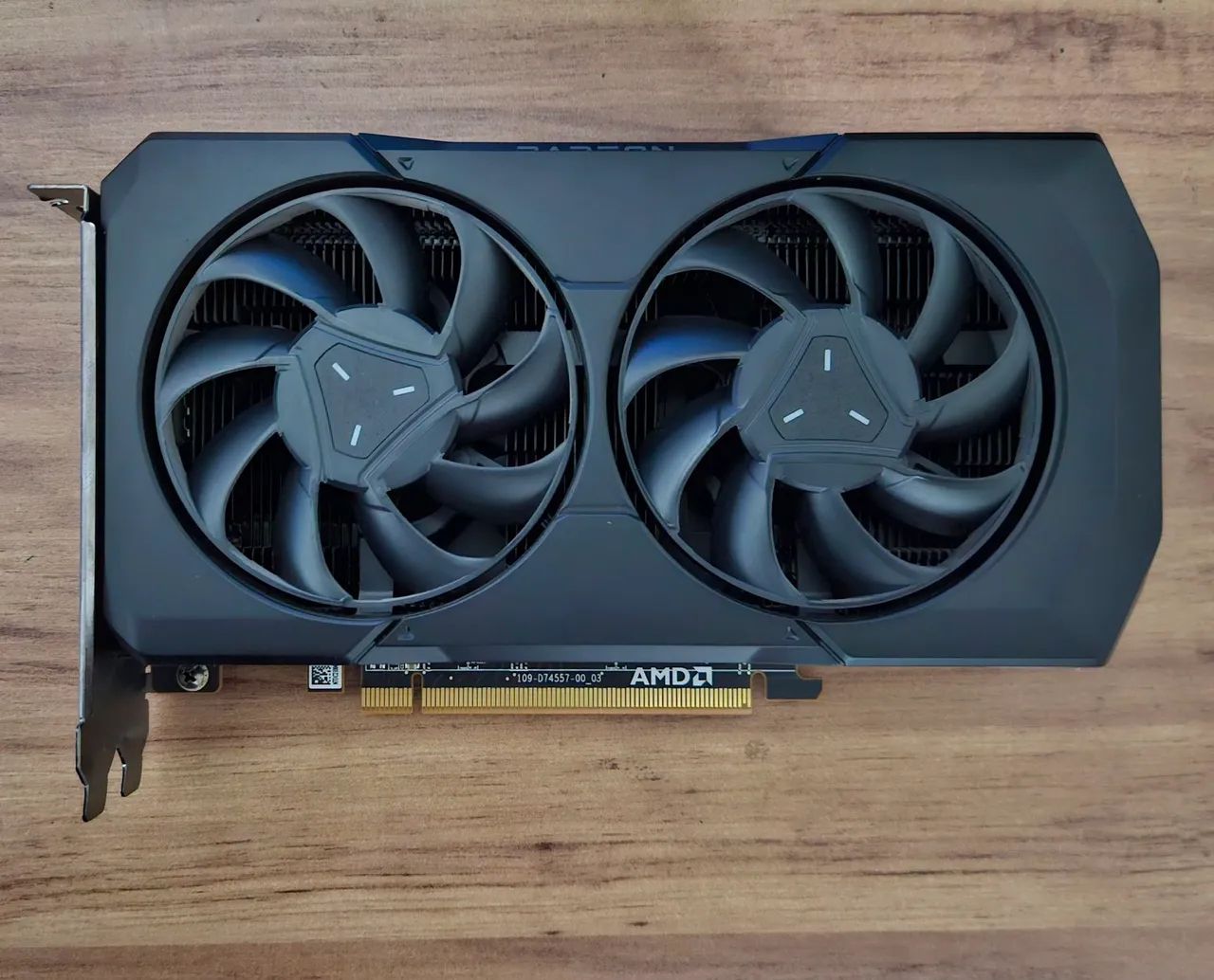 Radeon RX 7600 8GB - Foto 2