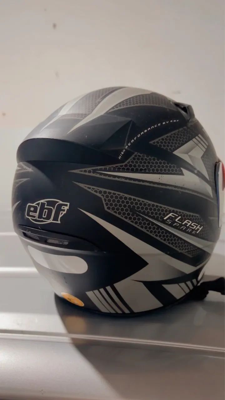 Capacete - Foto 2