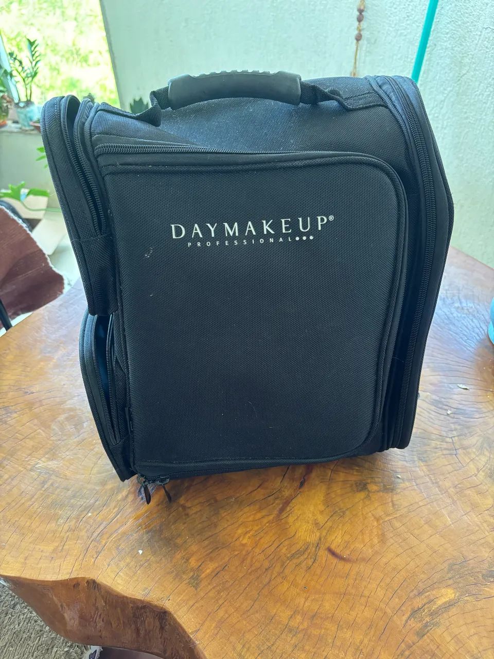 DayMakeup MOCHILA MALETA PROFISSIONAL DE MAQUIAGEM - Foto 3