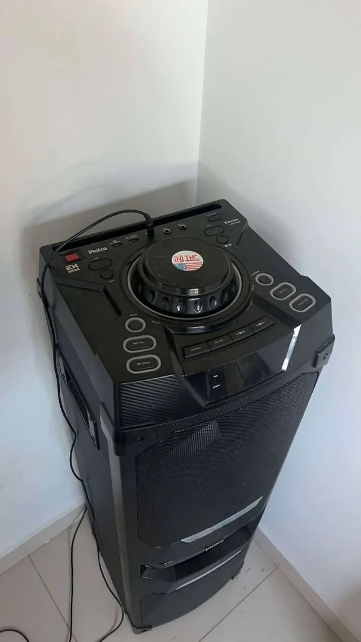 Caixa de som Philco 