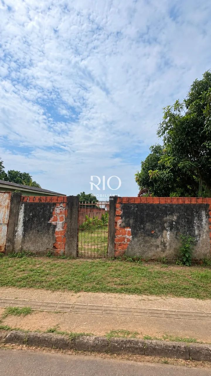 Terreno 300m² à venda no bairro Conquista!