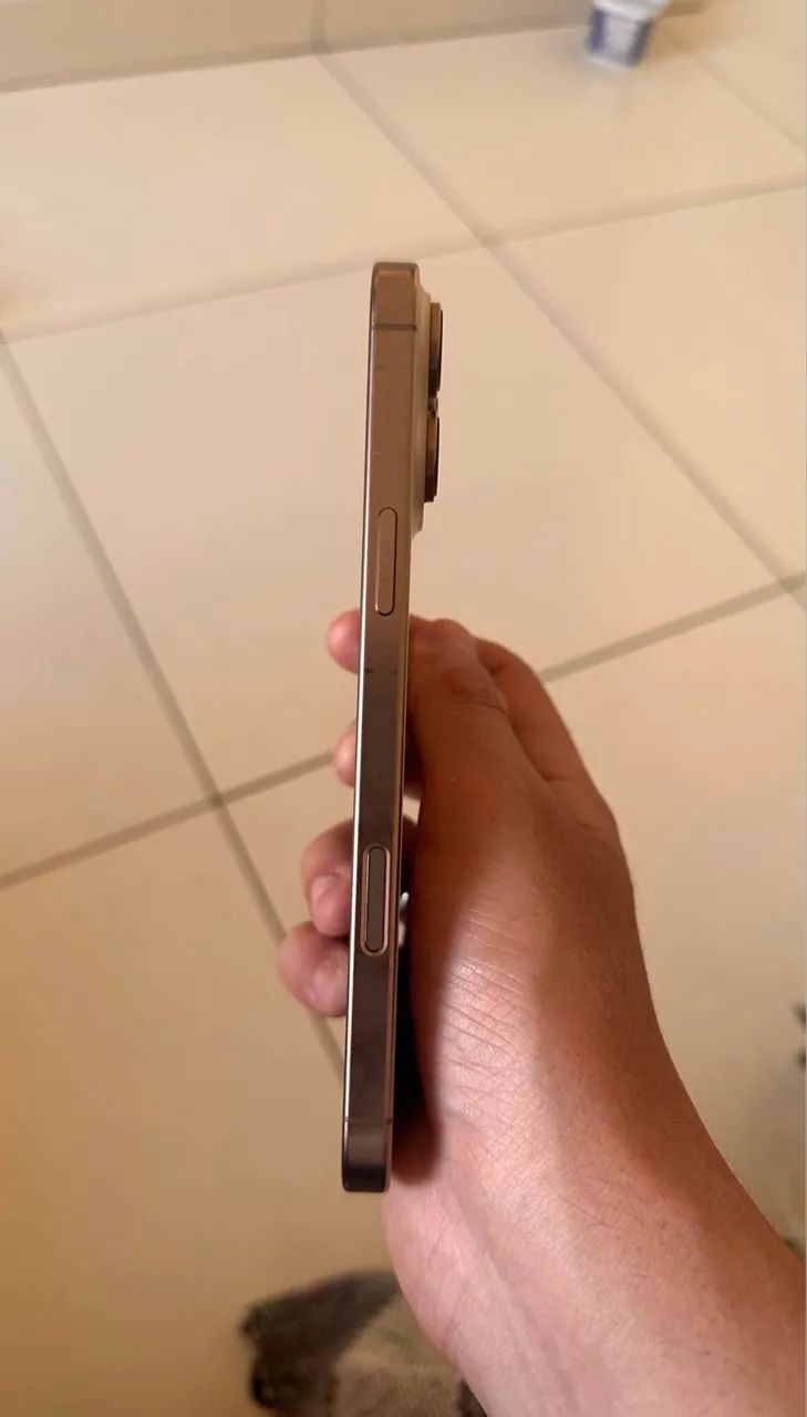 iphone 16 pro max - Foto 4