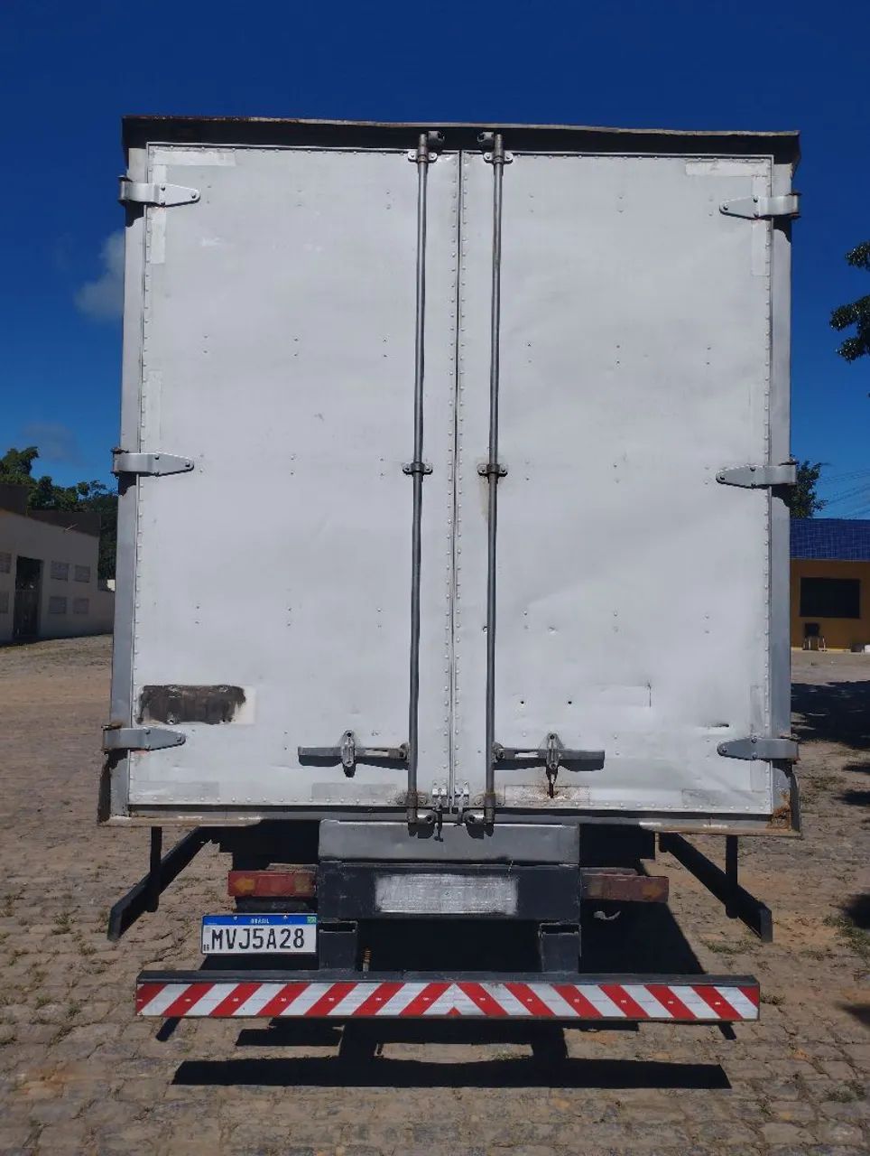 Ford 815 ano 2004 - Foto 5
