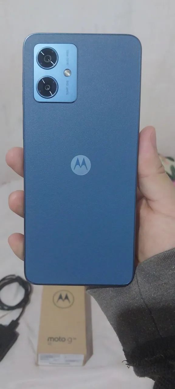 Motorola G54