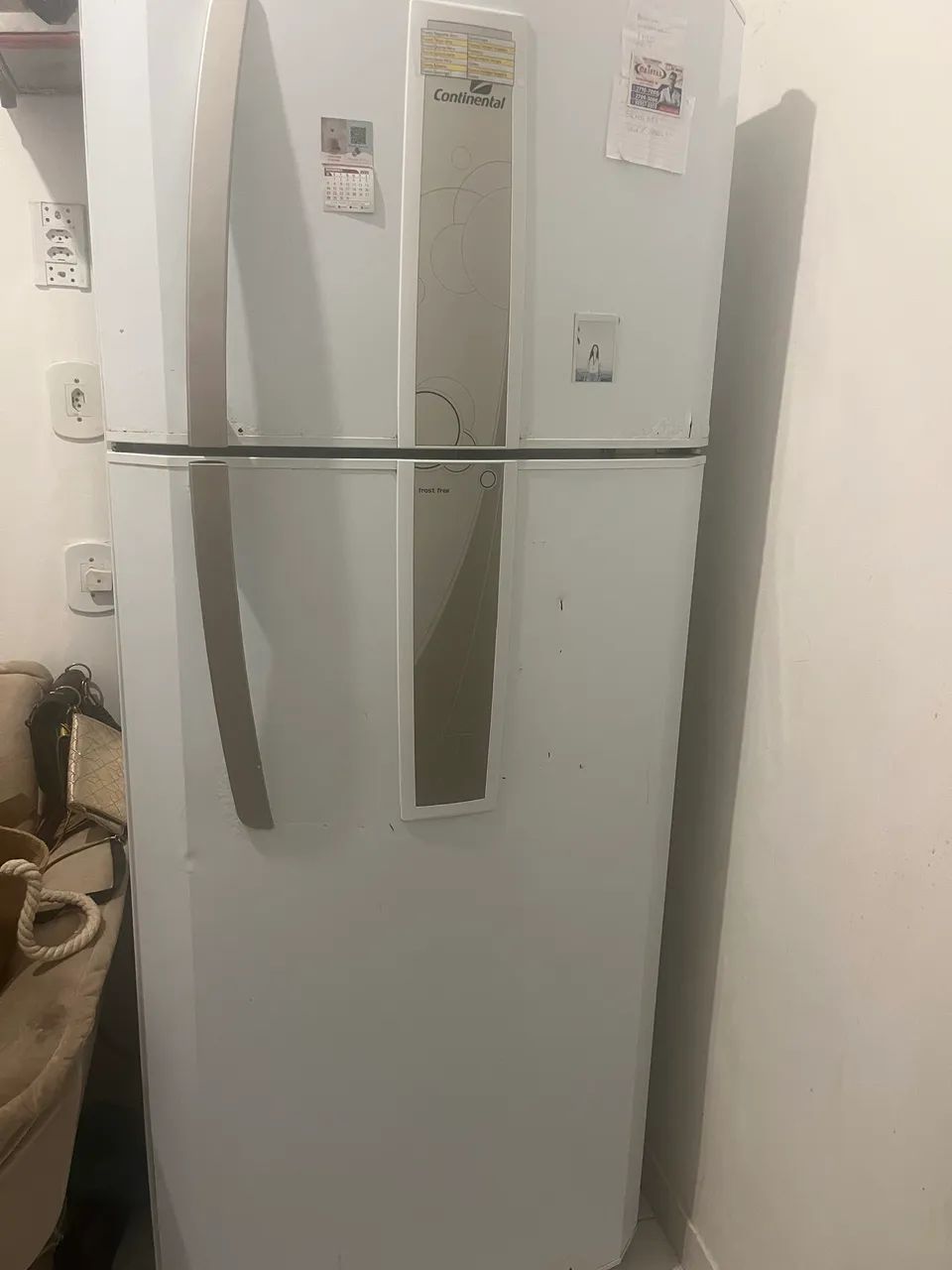 Geladeira Continental  com defeito de degelo 