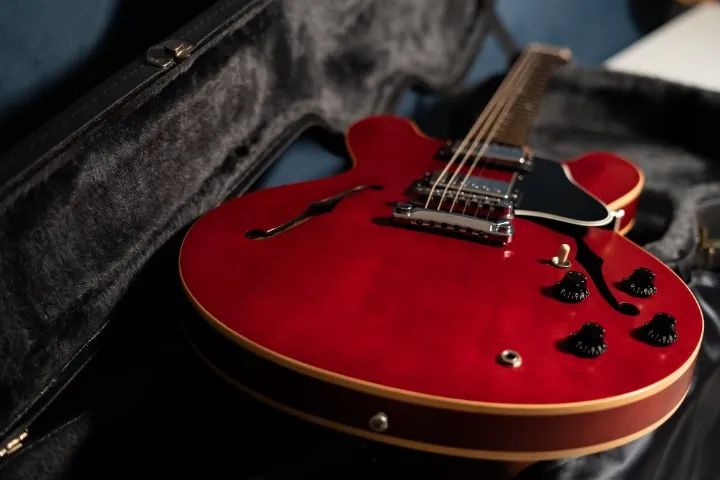 Gibson ES-335 Dot Satin Cherry 2005 - Foto 3