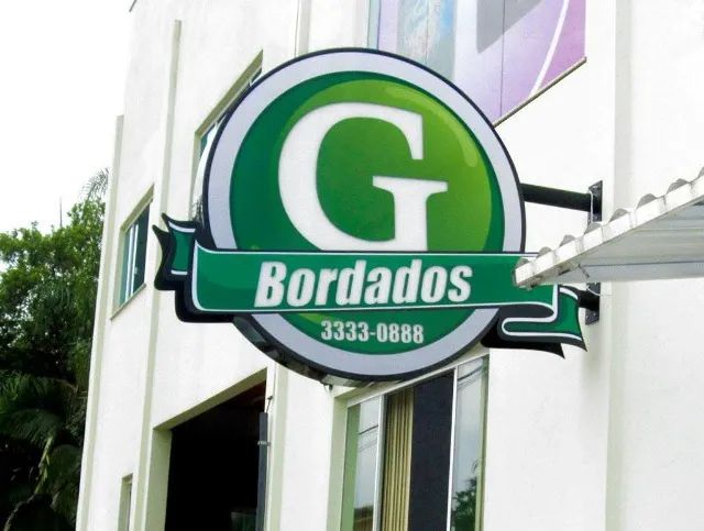 Placa luminosa bandeira