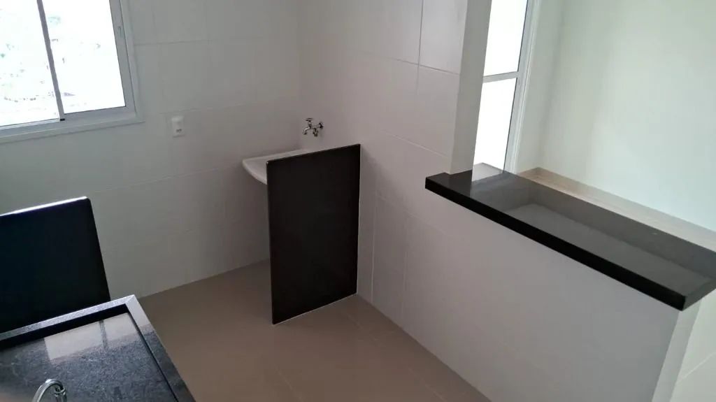 Apartamento com 2 Quartos, 1 Suíte e 1 Vaga para Locação no Edifício San Francisco, Maríli - Foto 3