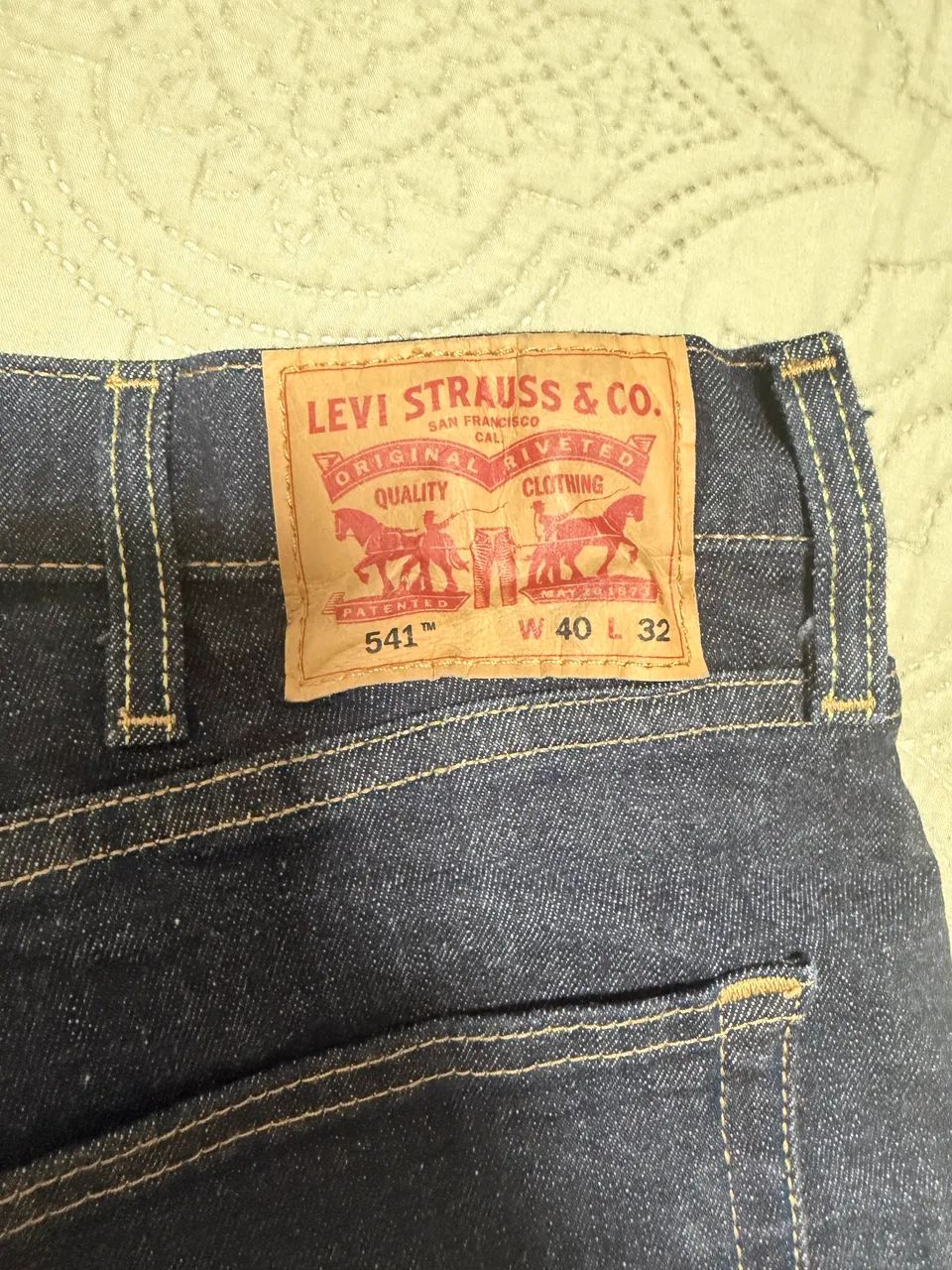 Calça Jeans Levis original nunca usada . - Foto 2