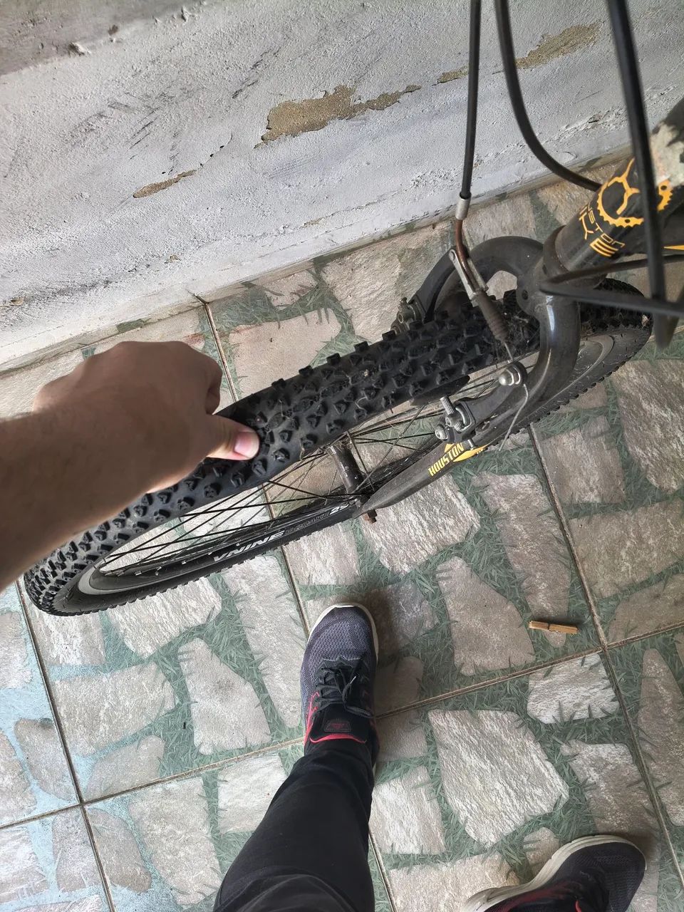 Bicicleta aro 29 semi nova - Foto 3