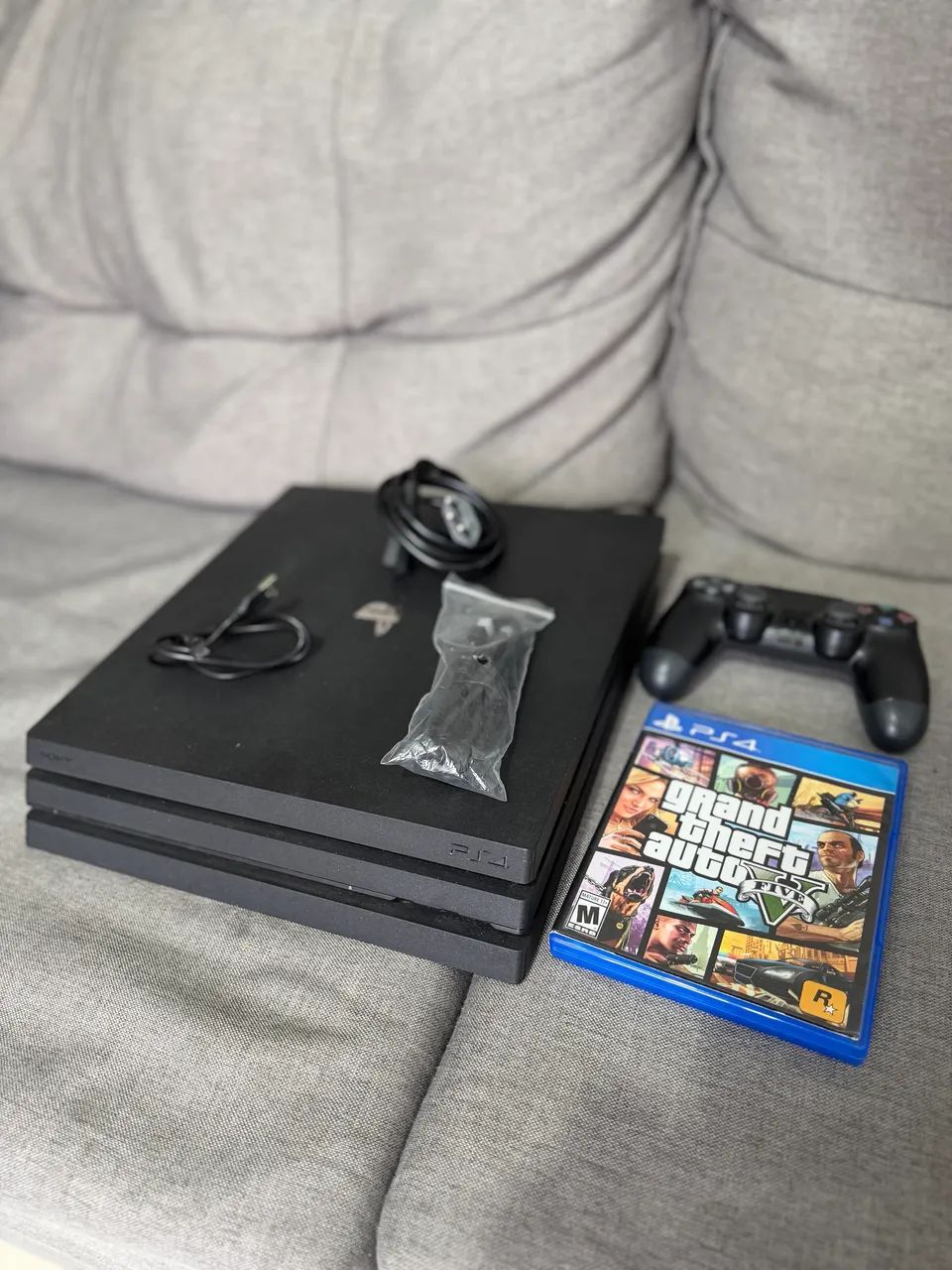 PS4 PRO 1TERA DESBLOQUEADO 