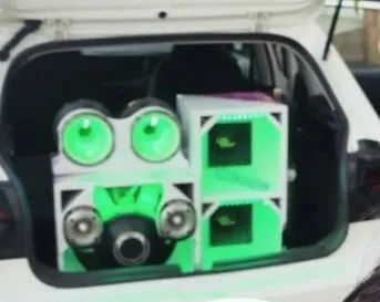 Som automotivo