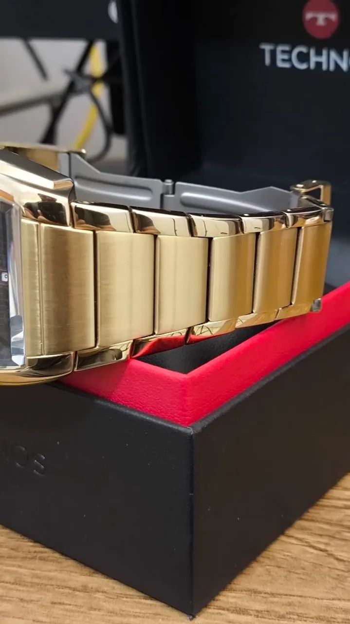 Relógio Masculino Technos Skydiver Dourado.  - Foto 3