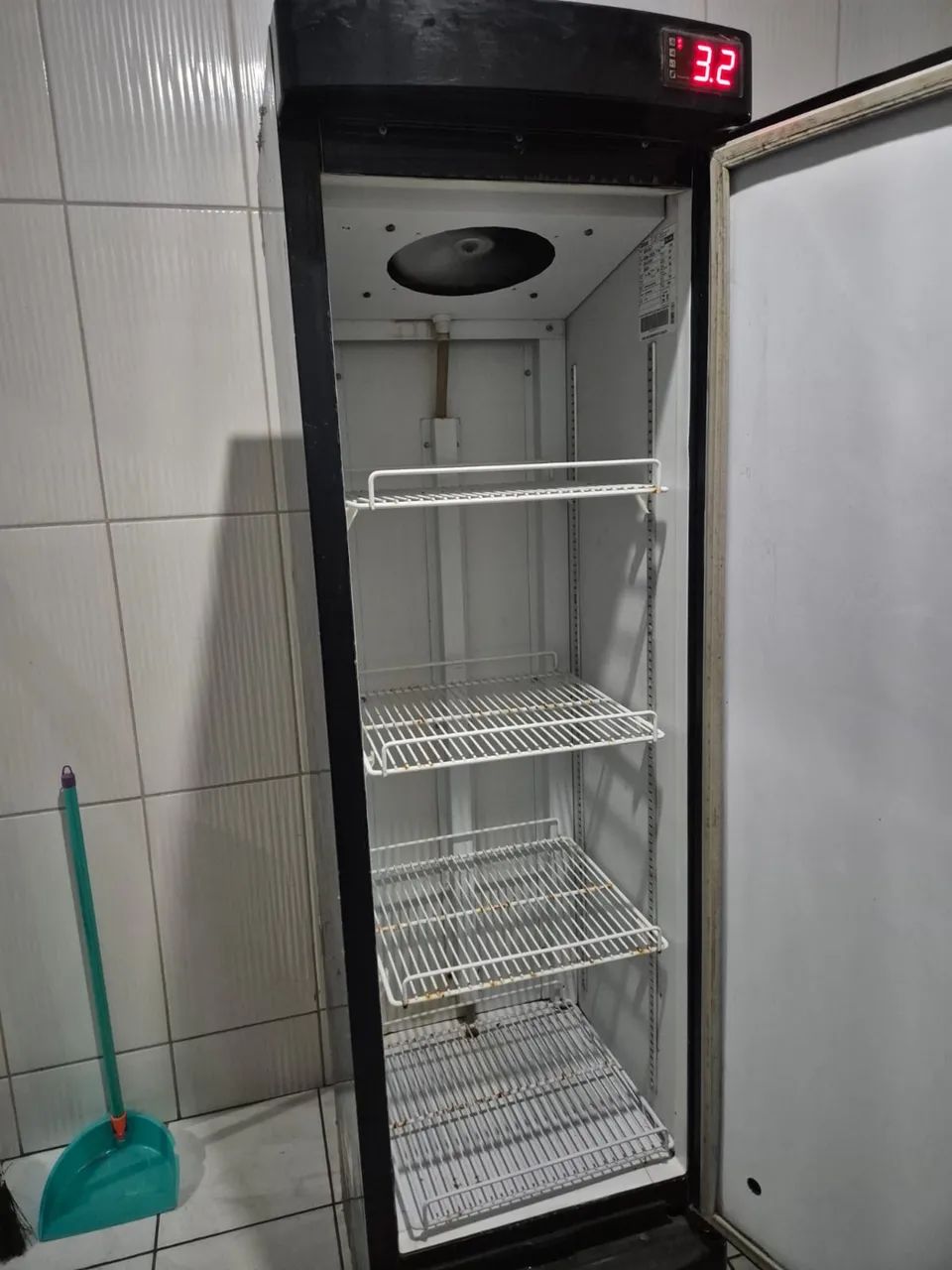 Vendo cervejeira top - Foto 3