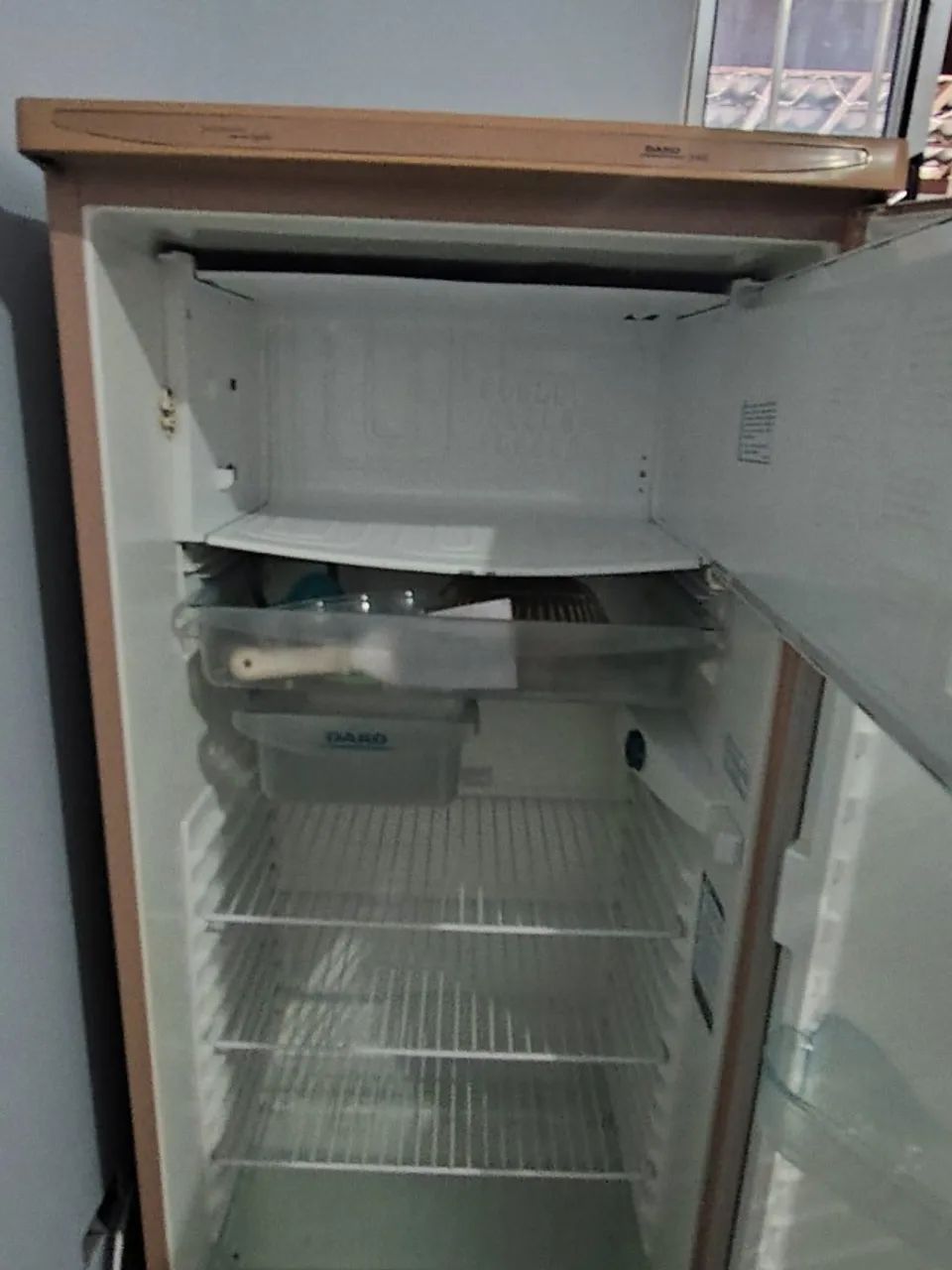 Geladeira antiga 